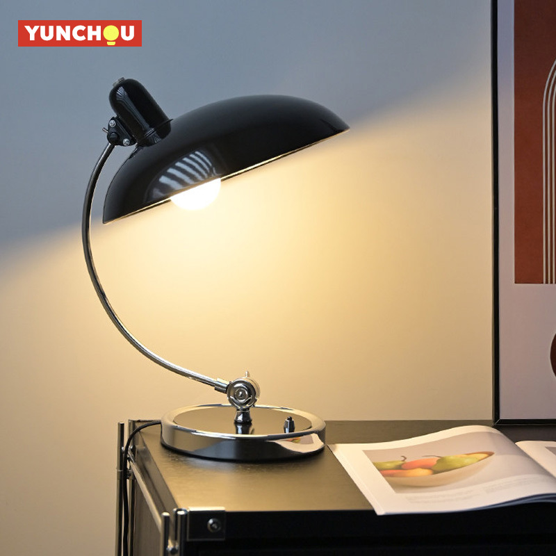 Desk Setup Minimalist - Lampe de table réglable moderne Bauhaus,